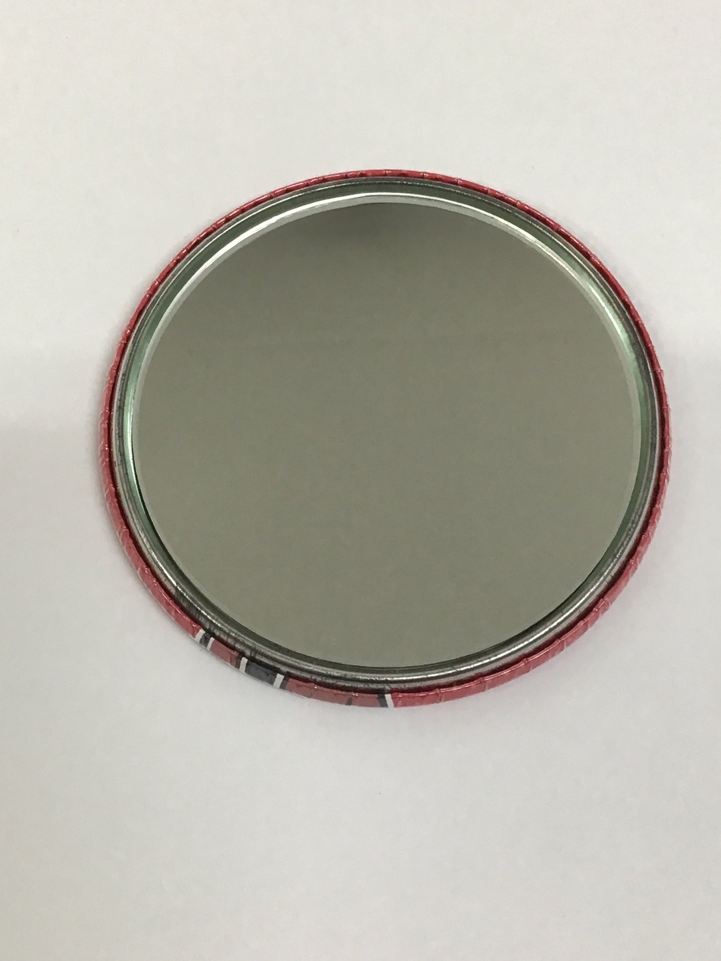 ハイキュー 缶ミラー 孤爪研磨