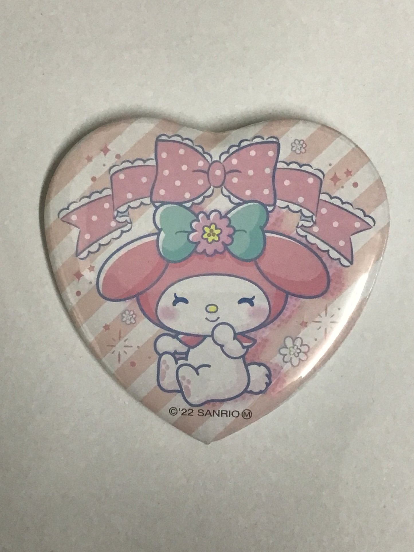 サンリオ キャラクター シークレット ハート型缶バッジ マイメロディ